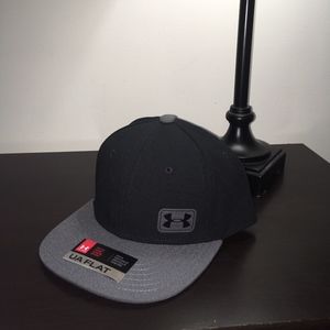Under Armour Flat Hat Youth Size